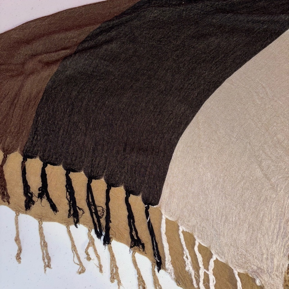 Tri-Color Fringed Shawl - Picture 9 of 14